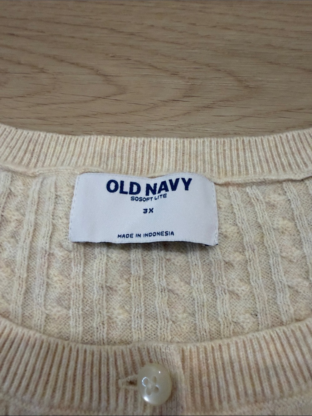New Old Navy 3x Women's Light Cream Cable Cardigan - Picture 2 of 5